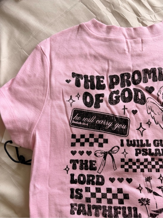Urban Nation Tops - Faith Pink Graphic T-Shirt ✝️